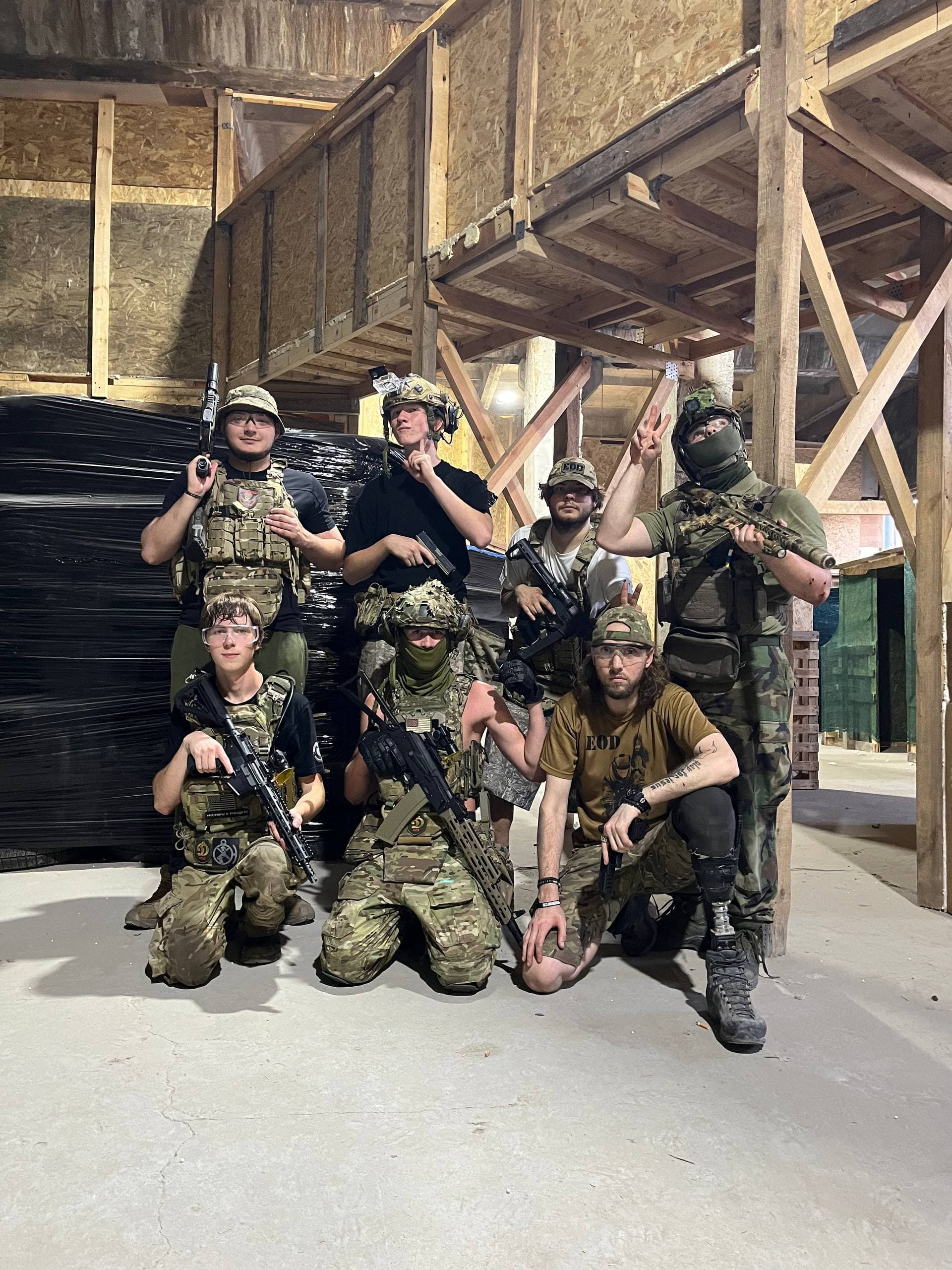 Гравці клубу на арені Kill.CQB